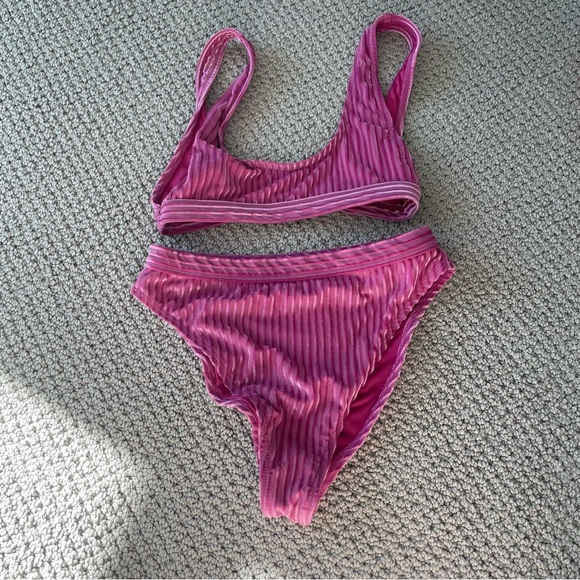 DIPPIN DAISY’S bikini - Picture 2 of 5